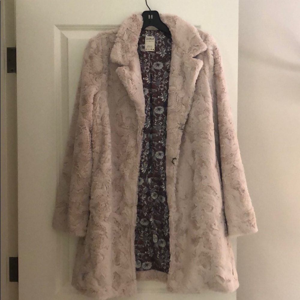 Coat - Picture 1 of 5